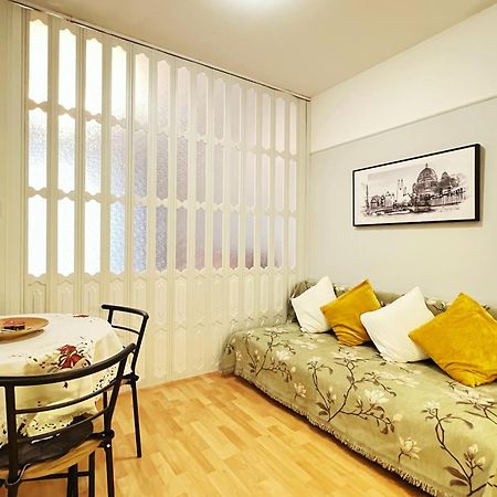 Acacia Aparhotel-Near New York Cafe Budapest Eksteriør billede
